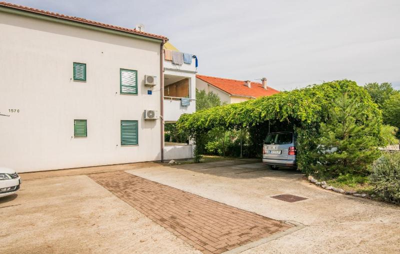 Apartment in Klimno - Insel Krk 13576 - image 17