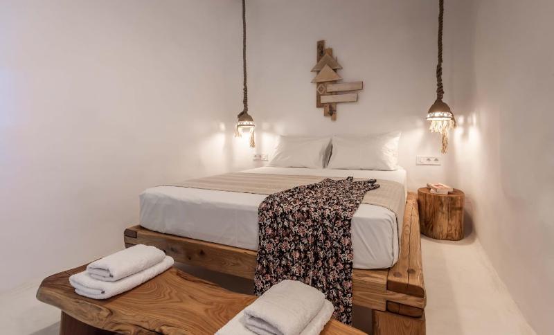 Two-Bedroom Apartment image 4