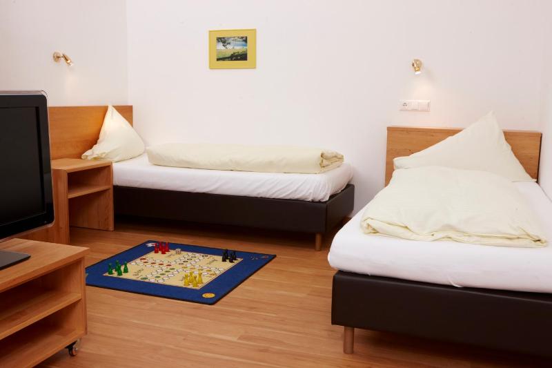 One-Bedroom Apartment image 4