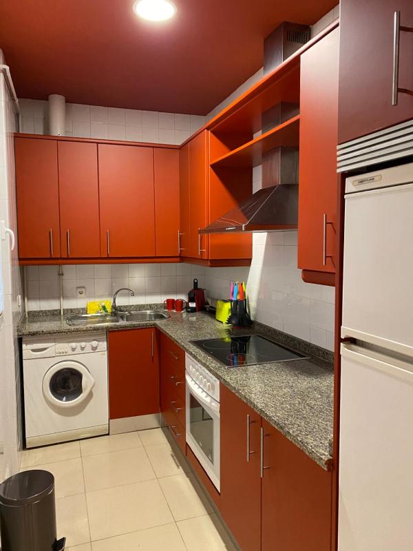 One-Bedroom Apartment image 2