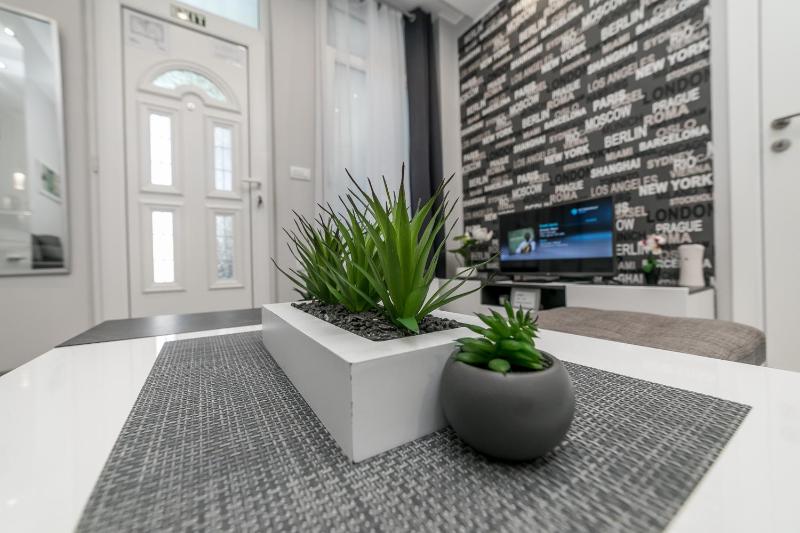 Gray Luxe - image 12