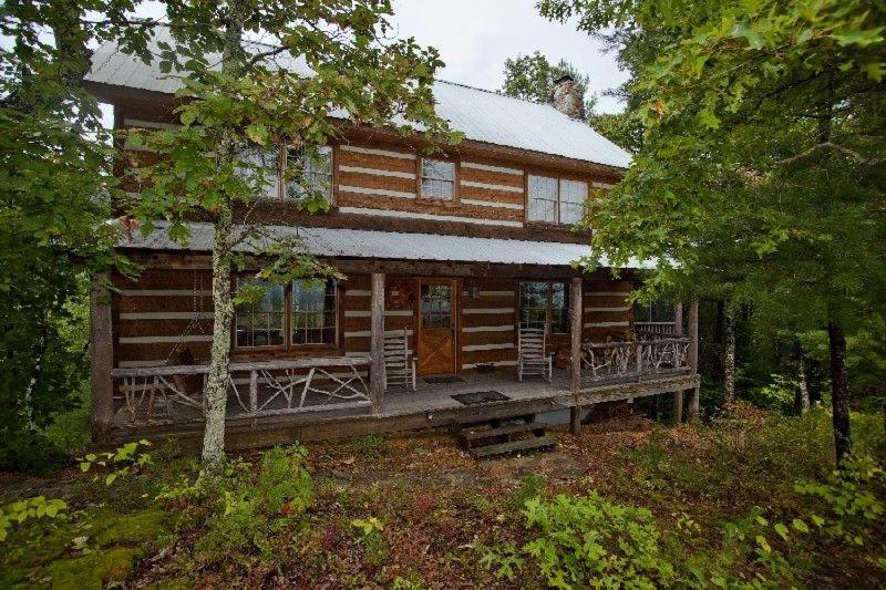 Chalet image 1