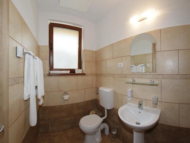 Triple Room image 2