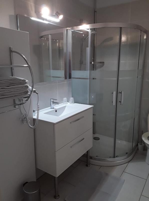 Double Room image 1
