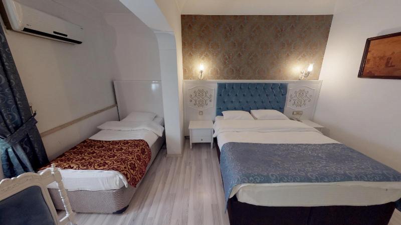 Standard Double Room image 1