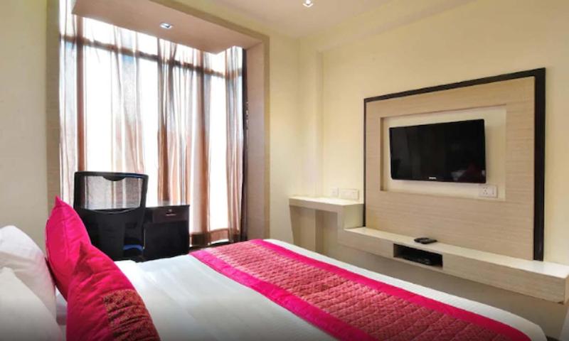 Hotel Royal Grand - Opposite Axis Bank East Patel Nagar - image 17