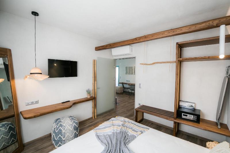Sunrise Village Hotel Apartments - image 2