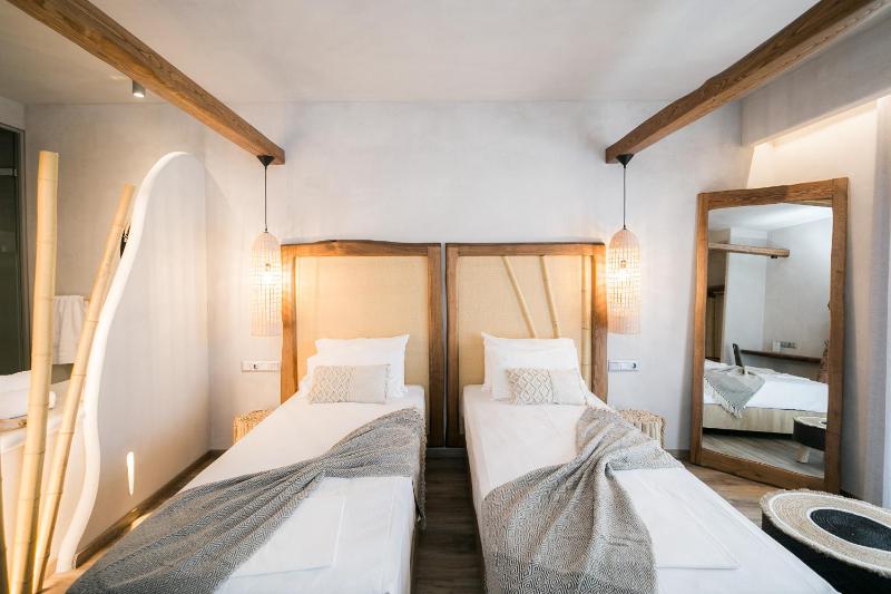 Sunrise Village Hotel Apartments - image 32