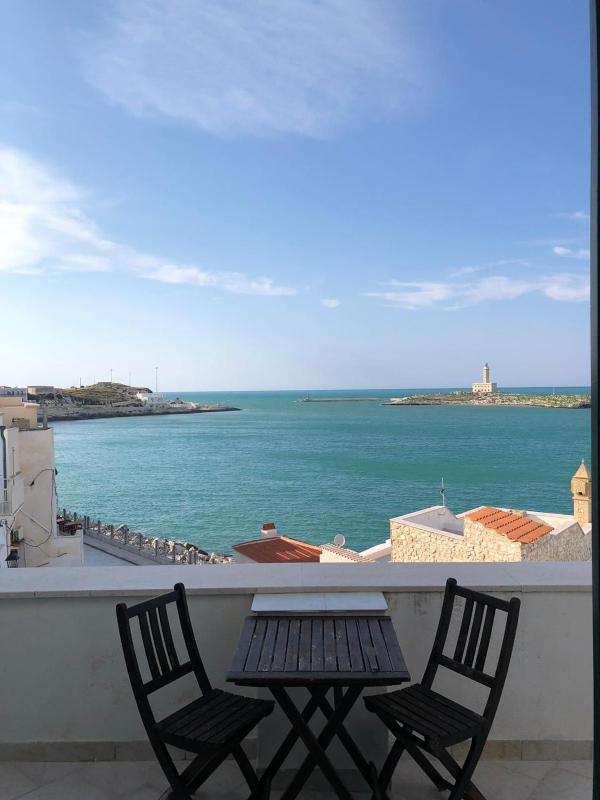 Superior Triple Room with Sea View image 3