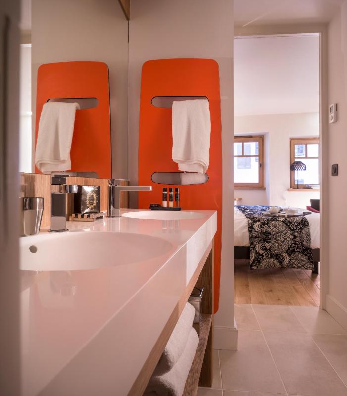 Les Loges Annecy Vieille Ville - image 13