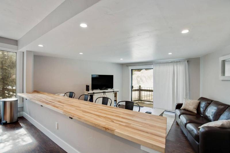 Apartment image 3