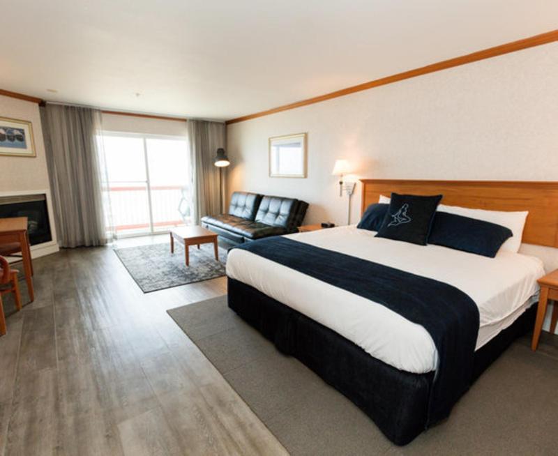 Surftides Hotel - image 18