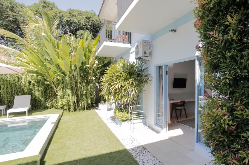 Gatsby Hotel Hostel - image 15