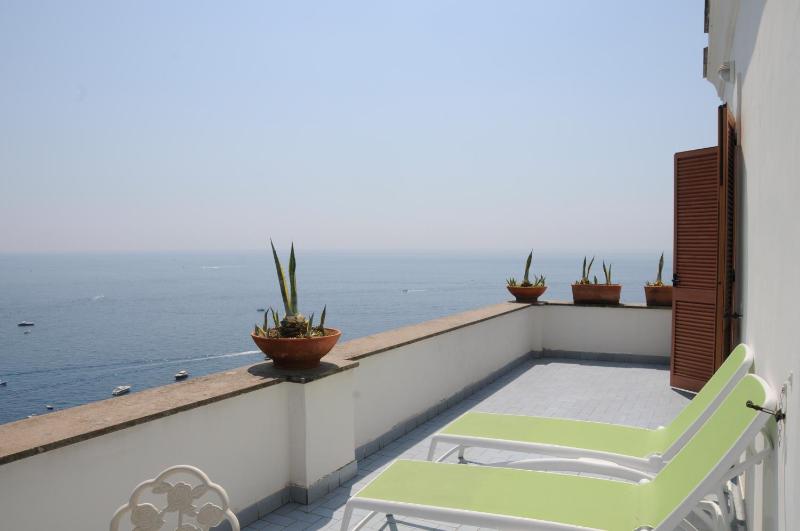 Standard Double or Twin Room with Sea View image 2
