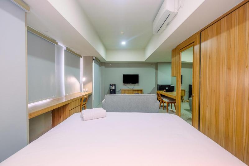 Cozy and Spacious Studio Apartment at Mustika Golf Residence By Travelio - image 11