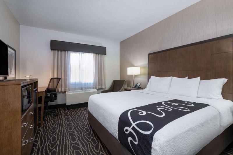 King Room image 4
