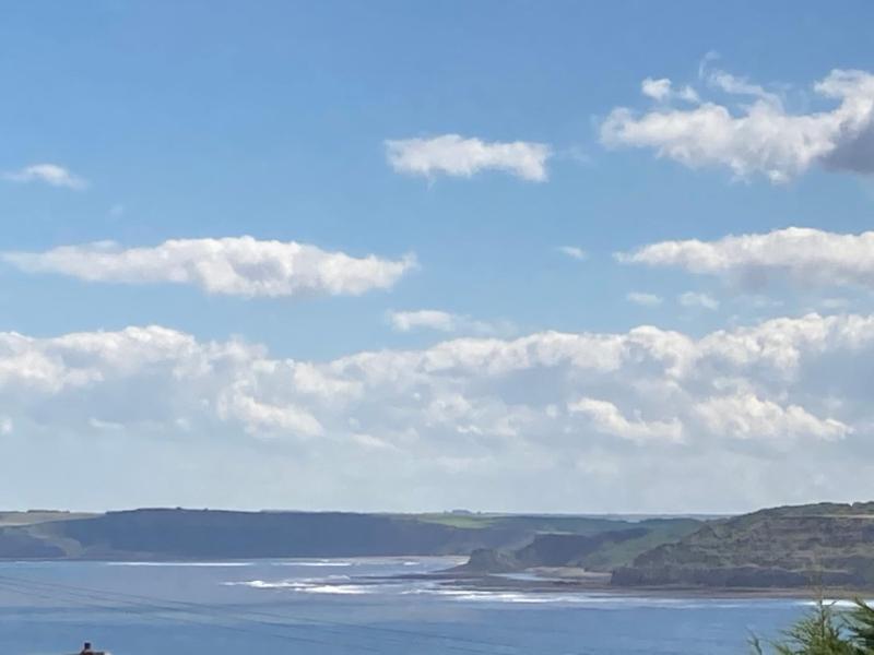 Seascape Seaview Apartment hot tub hire subject to availability - image 15