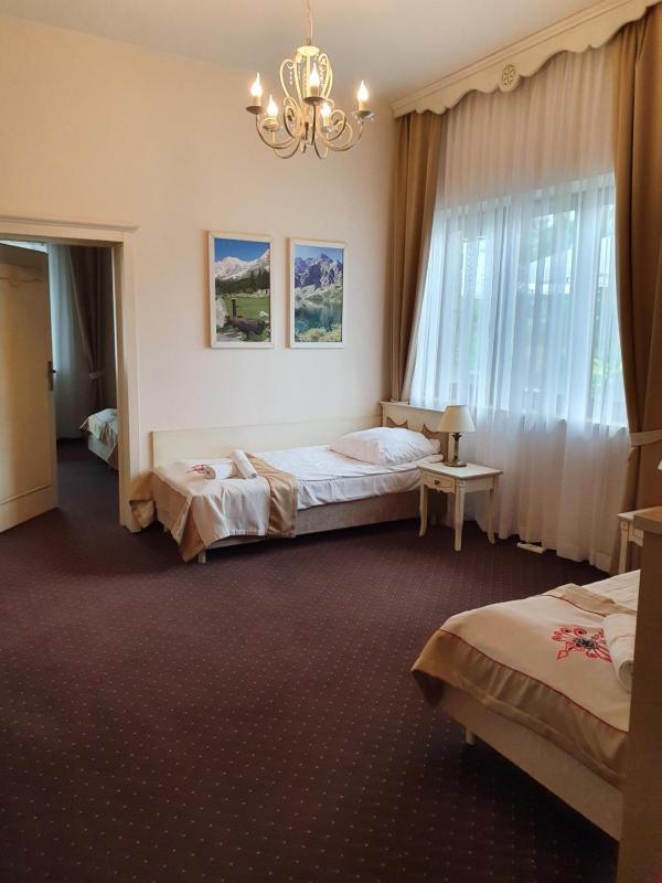 Suite (4 Adults) without balcony image 4