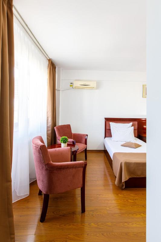 Lira Pacific Aparthotel - image 12