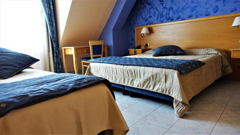 Basic Triple Room image 1