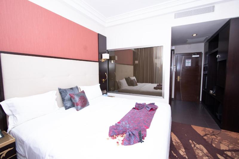 Hôtel Fleur de Lys Plateau - image 15