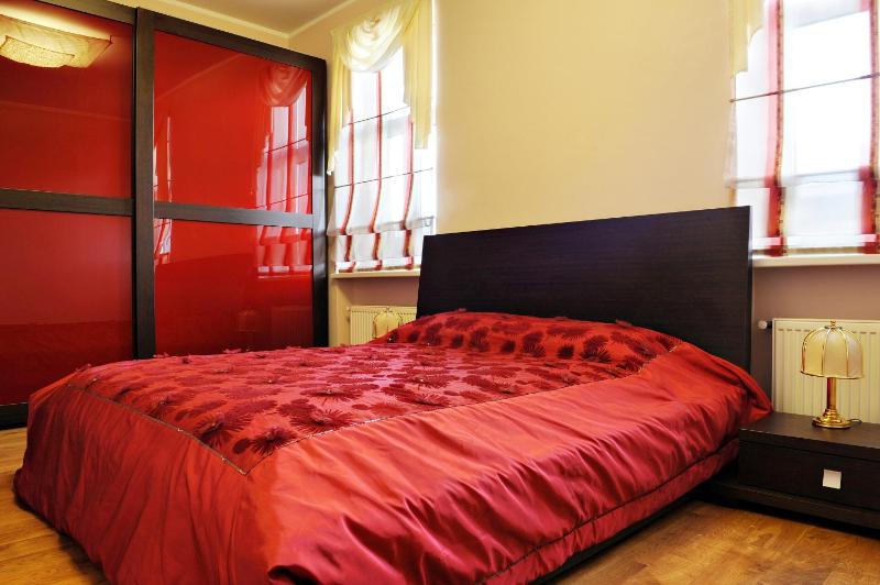 Raina Lux Apartment - image 11