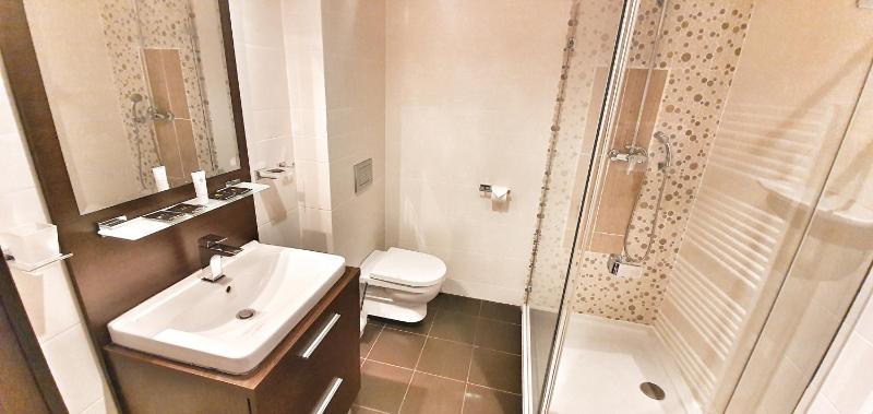 Deluxe Apartment with view image 4
