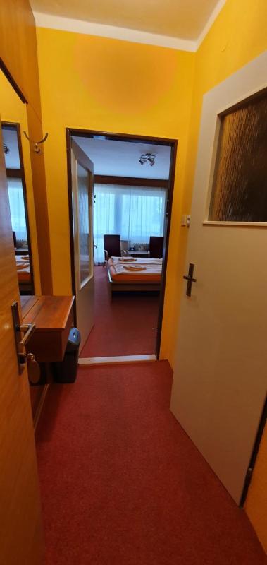 Double or Twin Room with Balcony image 4