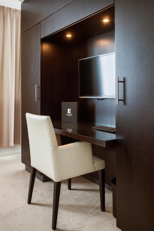 Elite Park Avenue Hotel - image 15