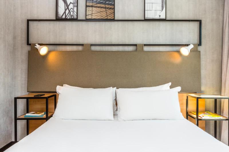 Standard One Double Bed image 4