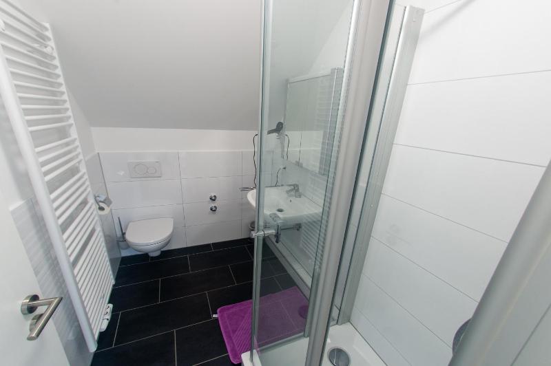 Single Room with Balcony image 1