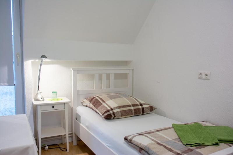 Single Room with Balcony image 4