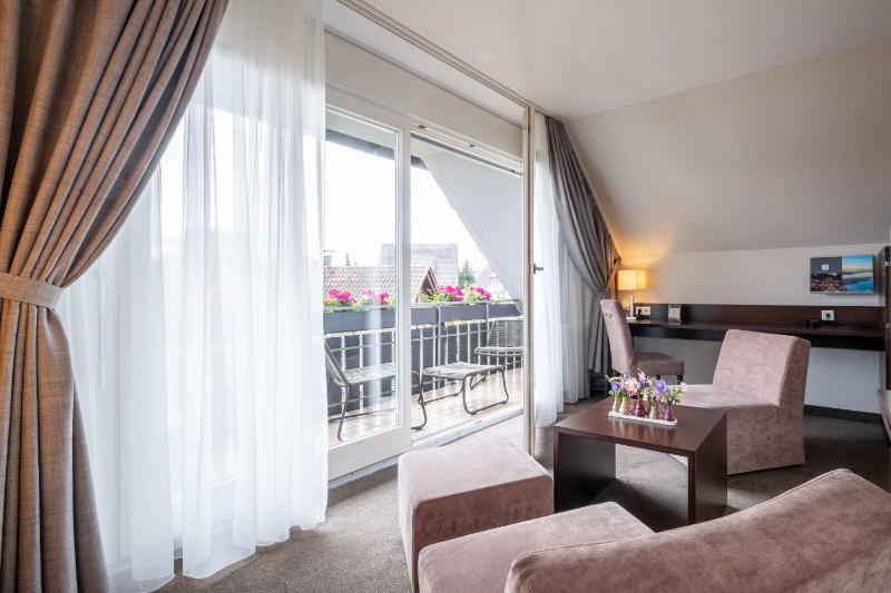 Junior Suite image 1