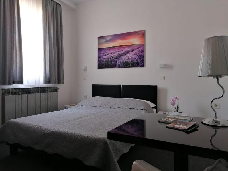 Standard Double Room image 1