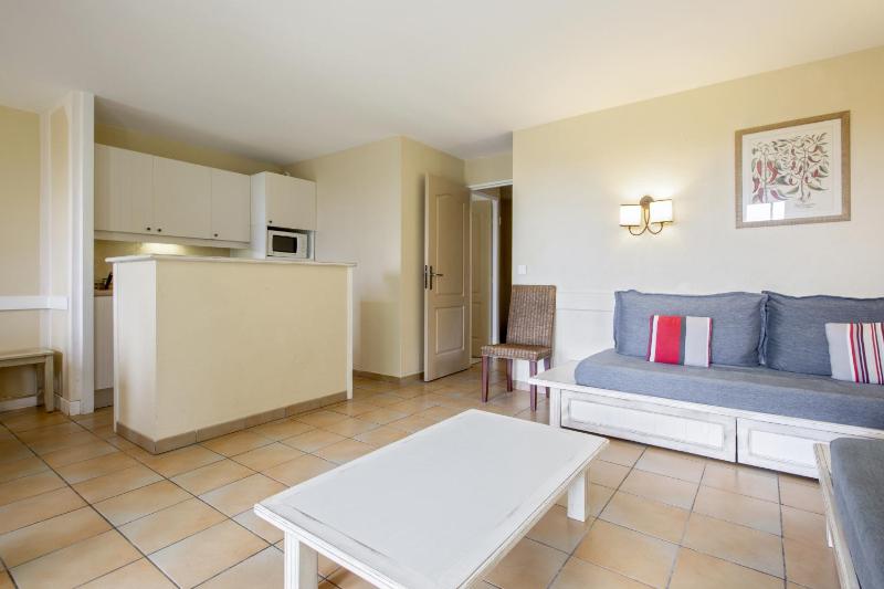 Standard - Apartment 9 people - 2 bedrooms + 1 sleeping alcove image 2