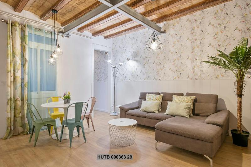 One-Bedroom Apartment image 3