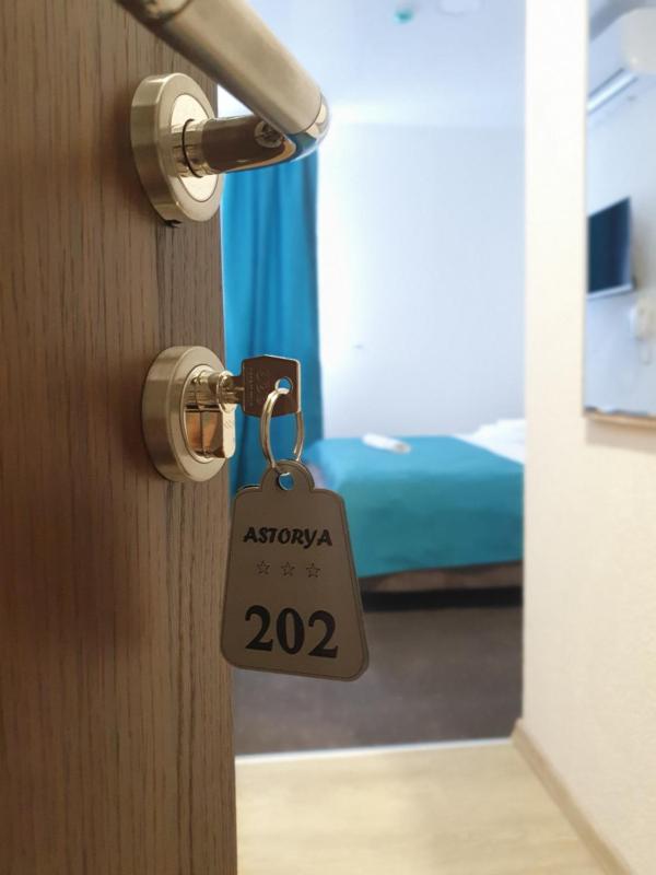 Double Room image 1