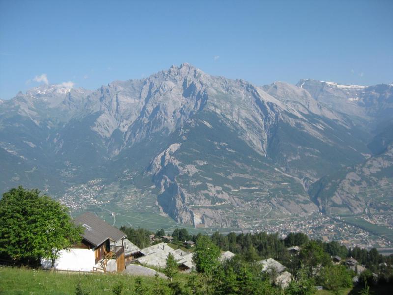Chalet with Garden image 1