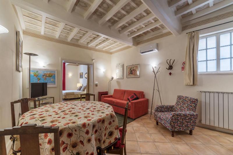 One-Bedroom Apartment image 2