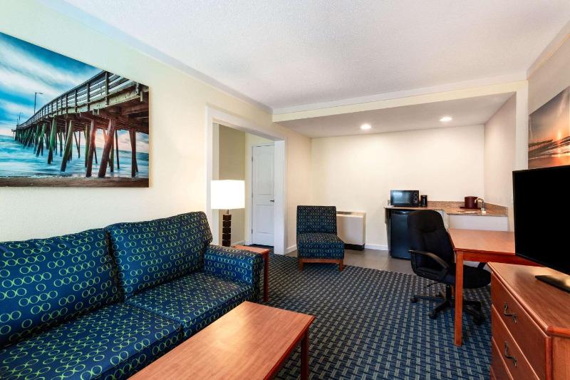 Ramada by Wyndham Virginia Beach - image 22