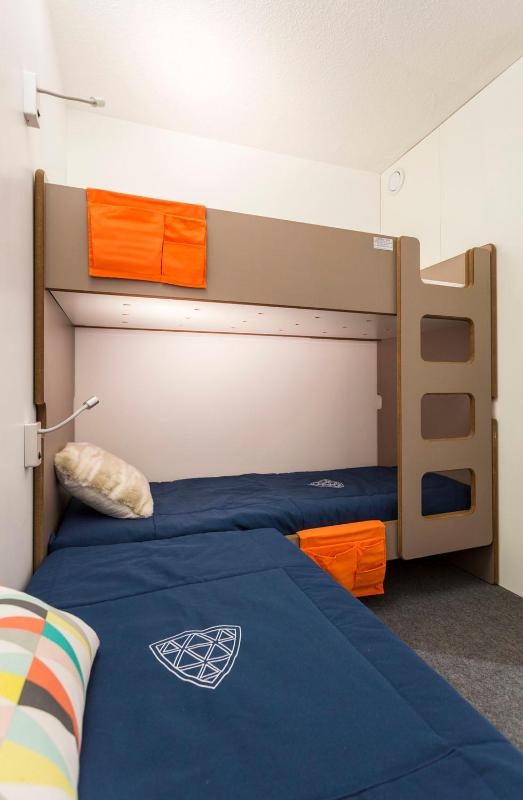 One-Bedroom Apartment image 3