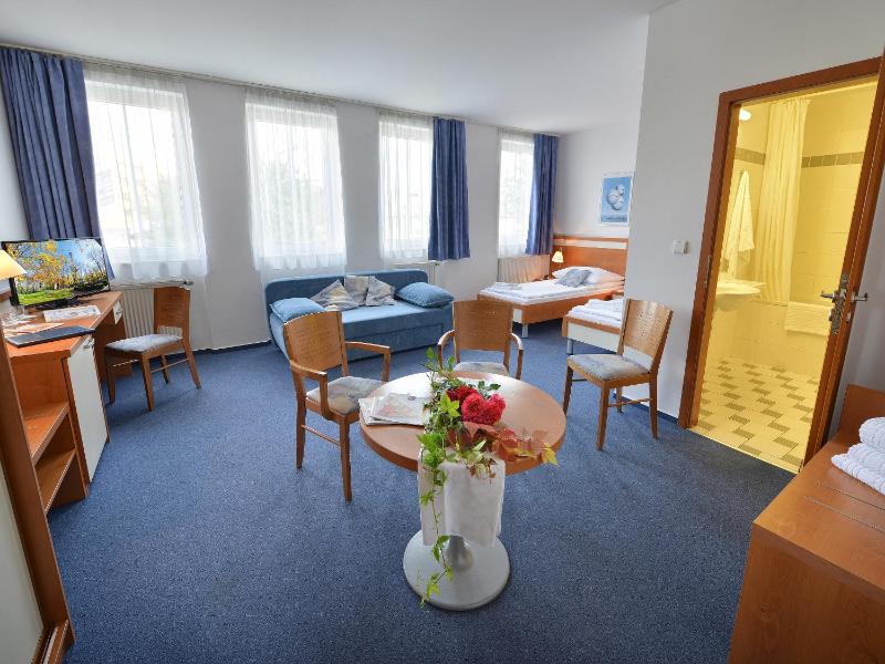 EA Hotel Populus - image 16