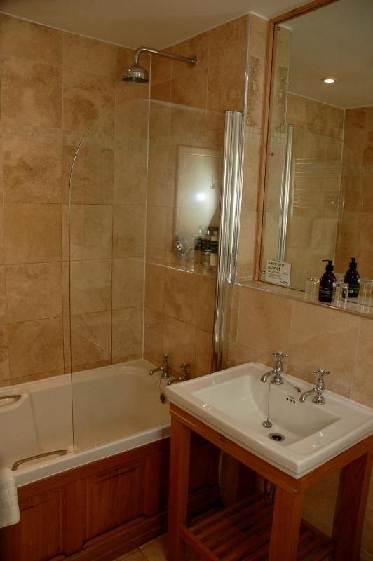 Garden Double or Twin Room image 2