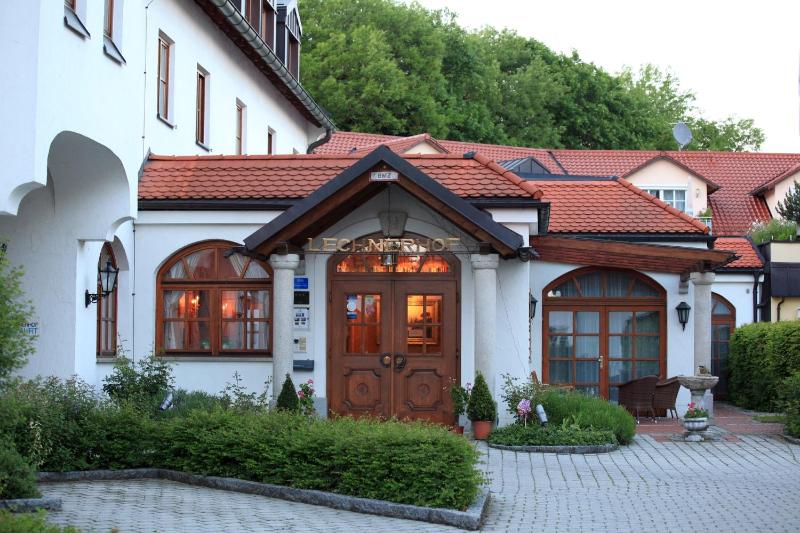 Hotel Lechnerhof Unterfohring - image 12