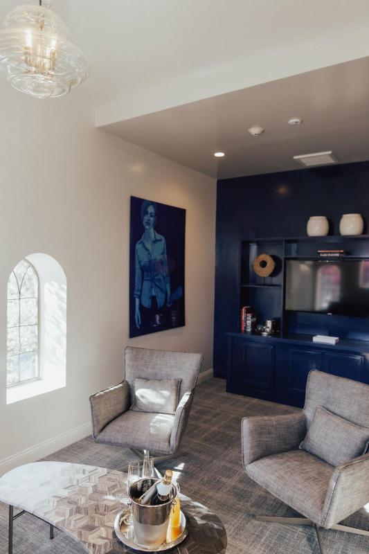 Clocktower Suite  image 4