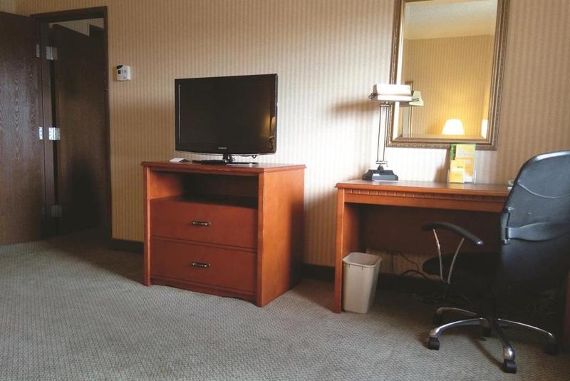 Single Room image 3