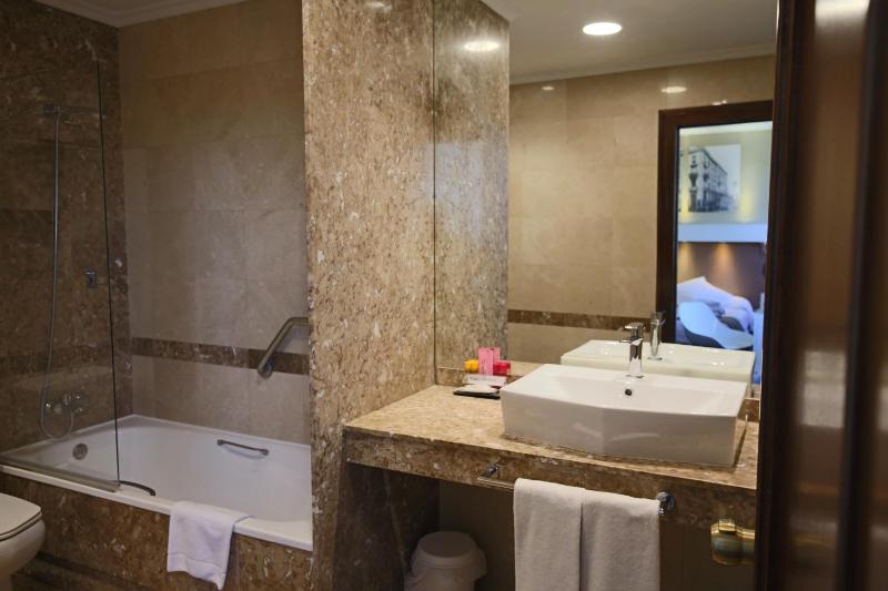 Gran Hotel España - image 33