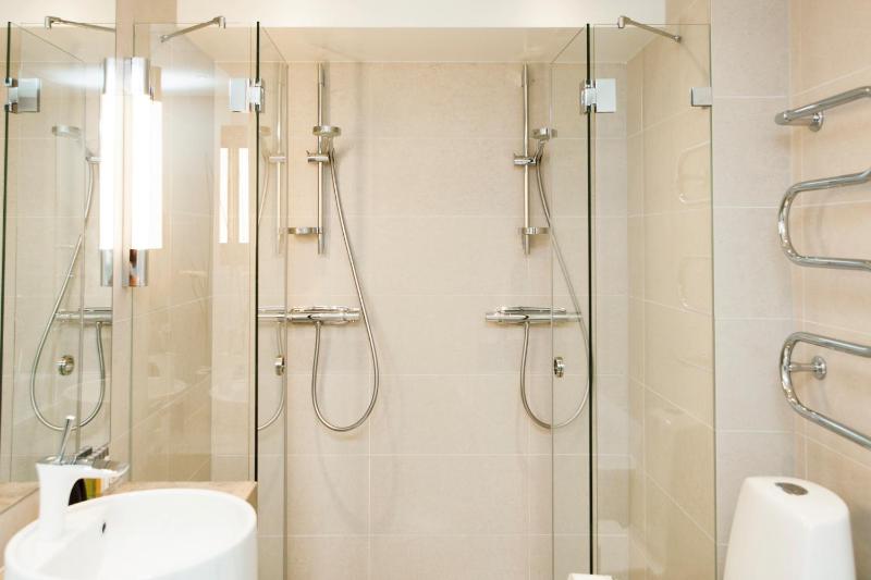 Suite image 3
