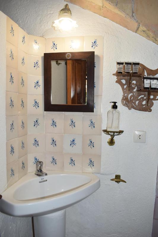 Three-Bedroom Apartment image 4