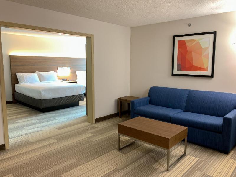 Executive Queen Suite image 1